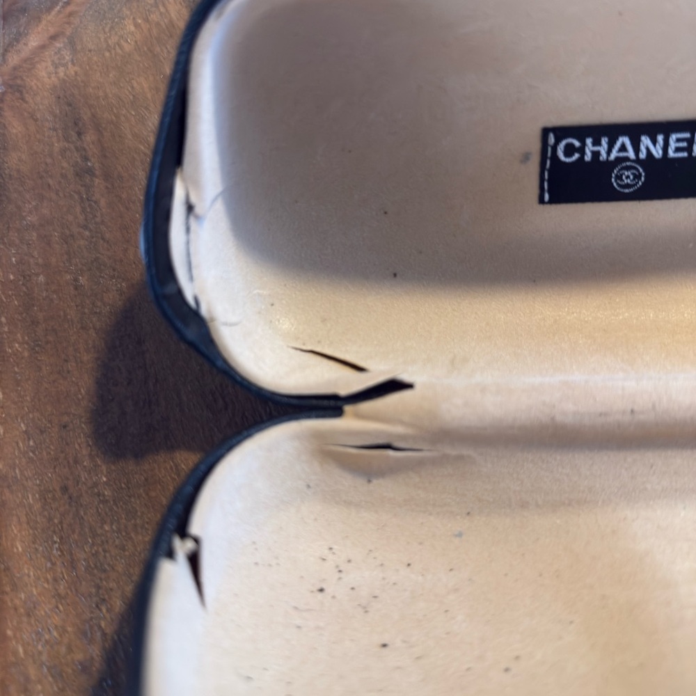 🛍️CHANEL sunglasses case Made in Italy - Picture 8 of 15